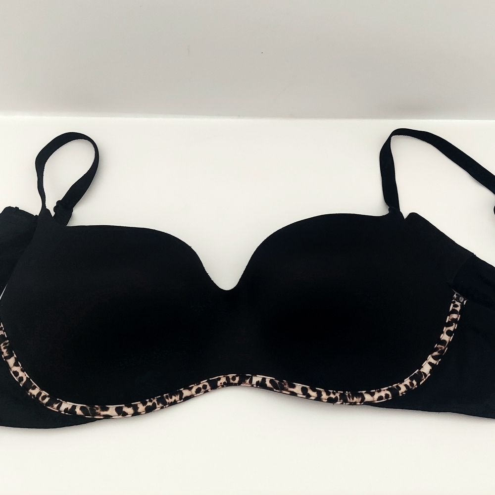 Victoria's Secret Balconet Wireless Bra with Leopard Trim 36C